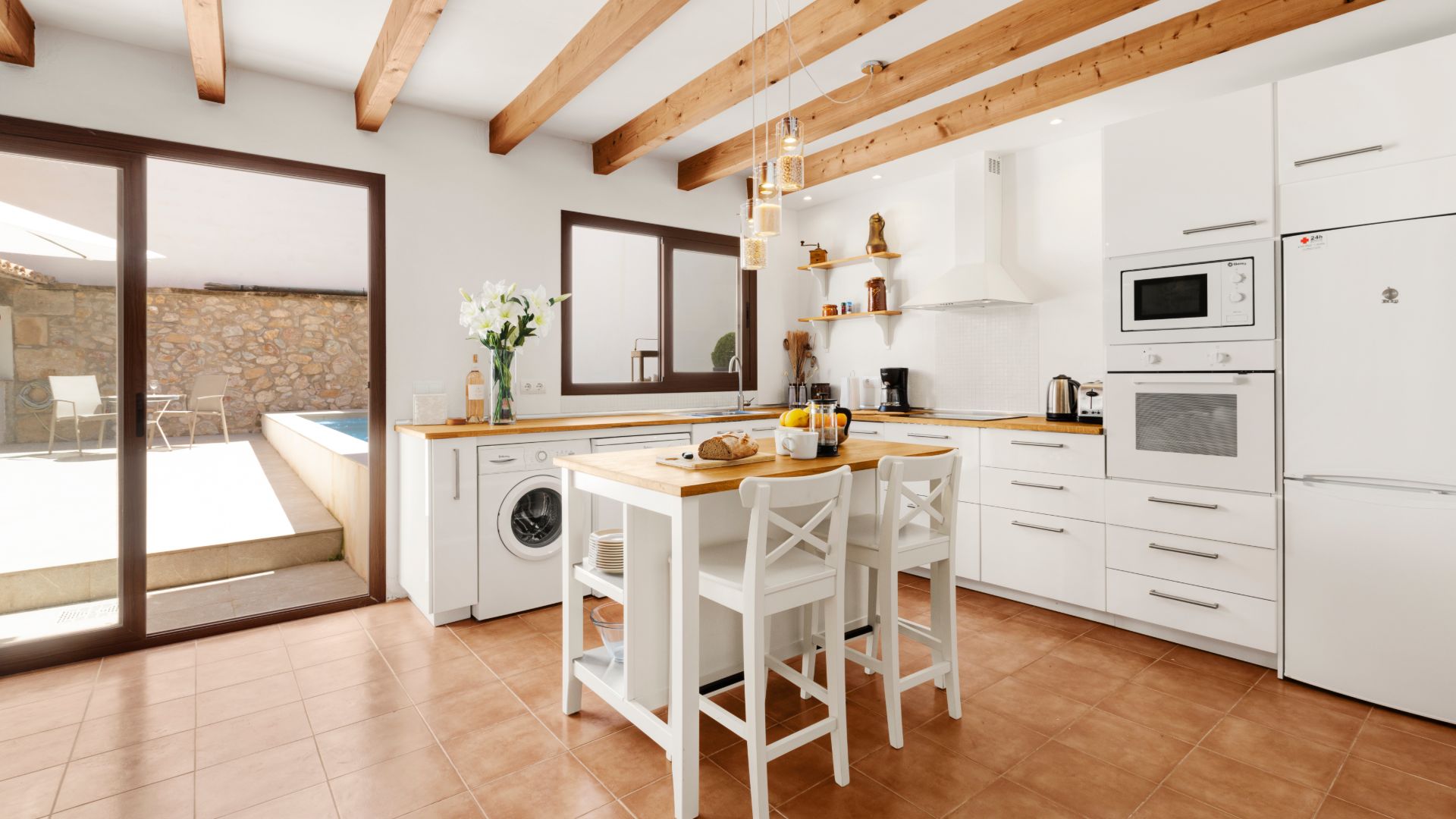 Townhouse_Pollensa_With_Pool_kitchen